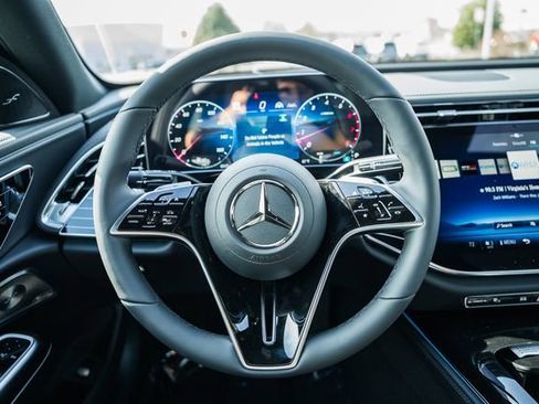 New 2026 Mercedes-Benz E 450 4MATIC Sedan image 30