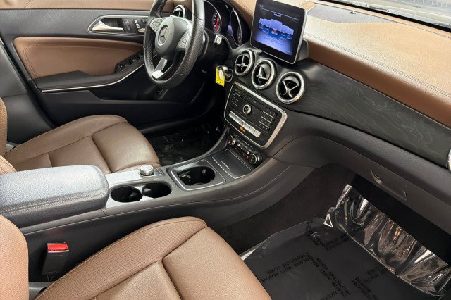 Used 2019 Mercedes-Benz CLA 250 image 14