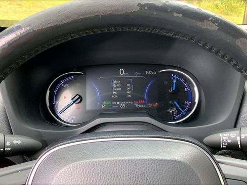 Used 2020 Toyota RAV4 Limited AWD/4WD image 19