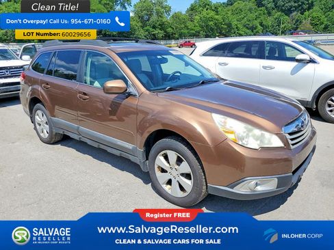 Used 2011 Subaru Outback 2.5i Premium AWD/4WD image 5