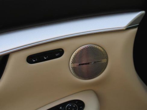 Used 2022 INFINITI QX50 Sensory image 12