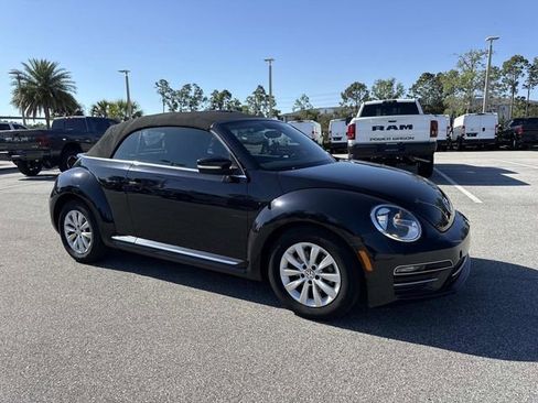 Used 2019 Volkswagen Beetle 2.0T S FWD image 1