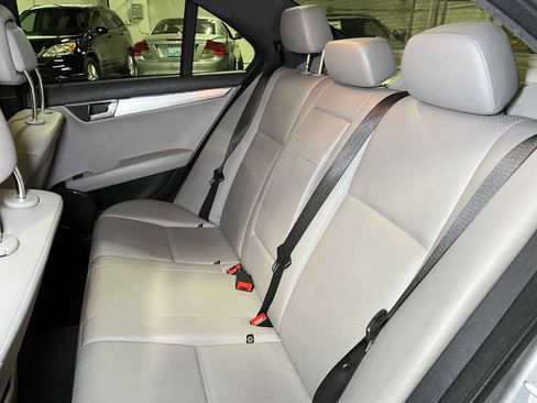 Used 2008 Mercedes-Benz C 300 4MATIC Sedan image 19