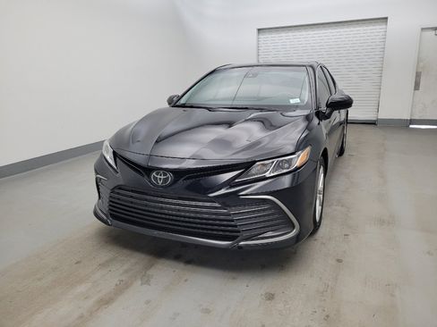 Used 2023 Toyota Camry LE image 15
