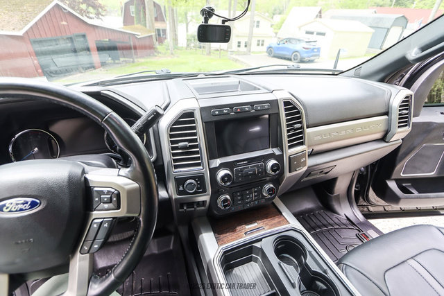 Used 2017 Ford F250 Platinum w/ Platinum Ultimate Package AWD/4WD image 23