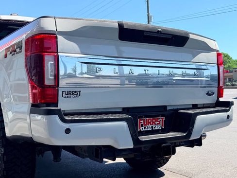 Used 2022 Ford F250 Platinum w/ FX4 Off-Road Package AWD/4WD image 8