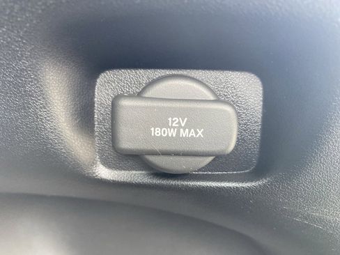 Used 2023 Honda HR-V Sport image 17