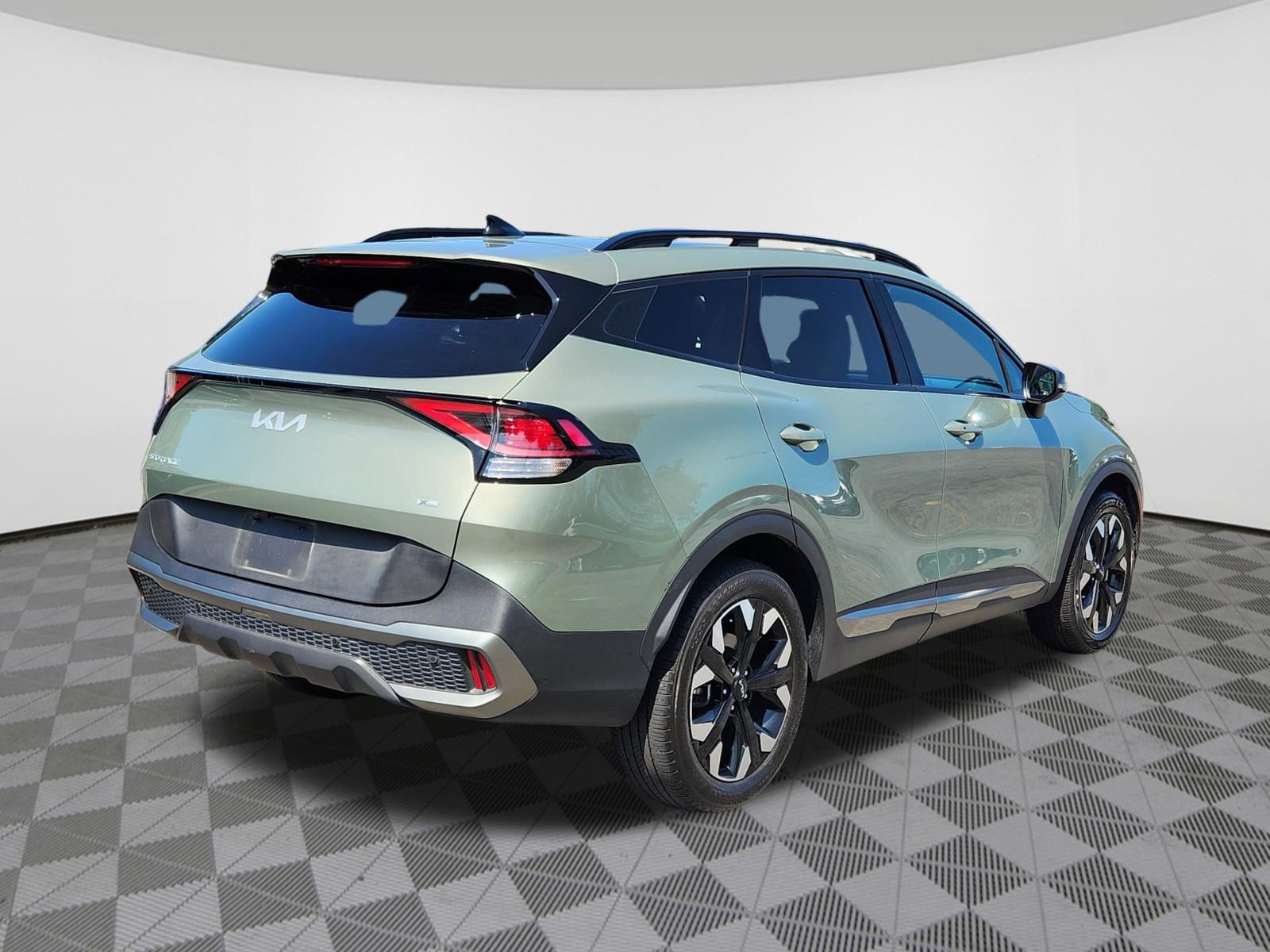 Used 2024 Kia Sportage X-Line w/ X-Line Premium Package AWD/4WD image 4