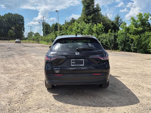 Used 2024 Honda HR-V LX image 5