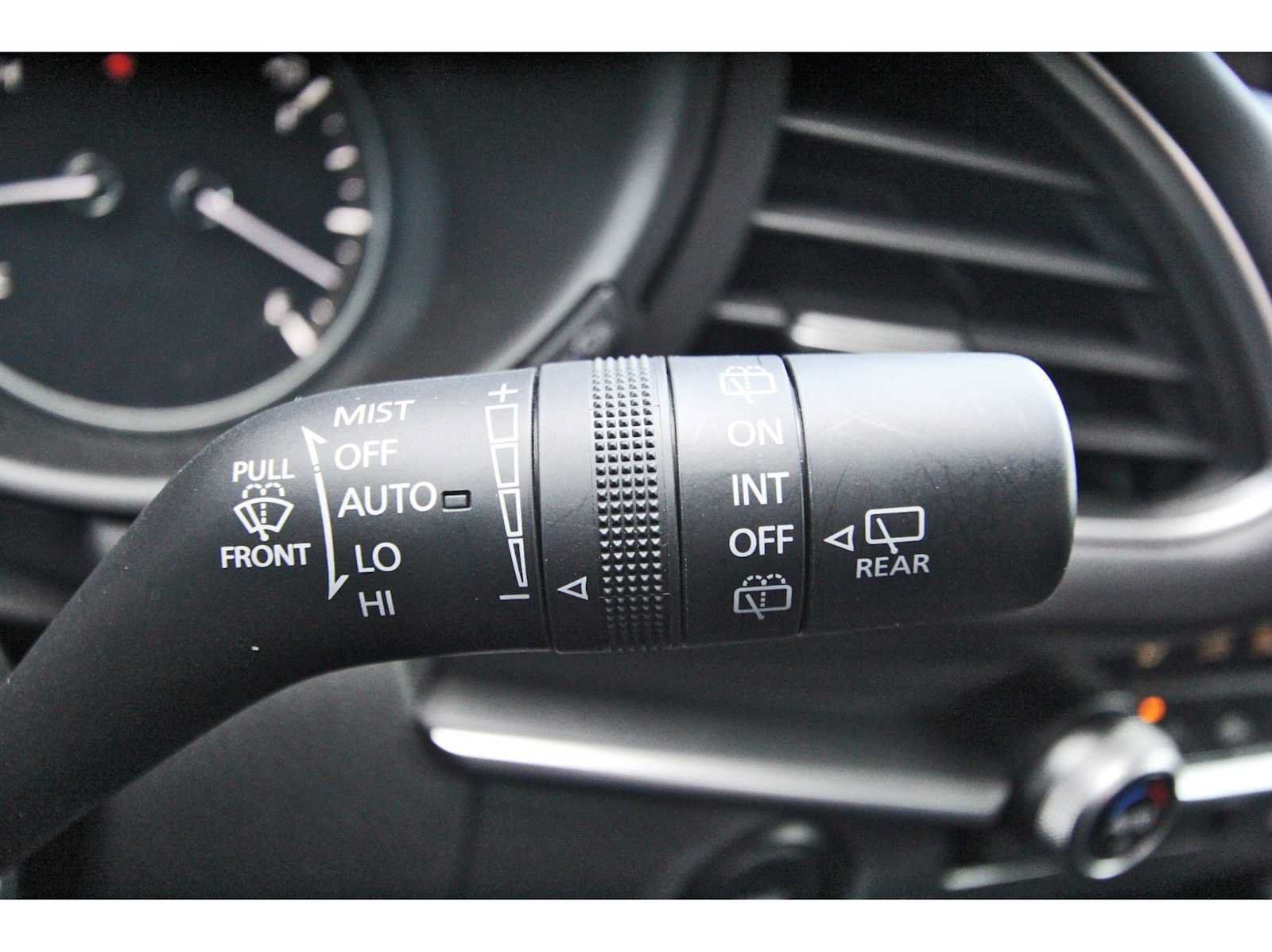Used 2025 MAZDA MAZDA3 s Sport FWD image 18