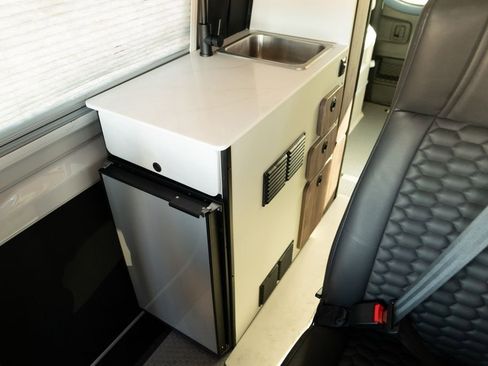 Used 2023 Mercedes-Benz Sprinter 2500 image 66