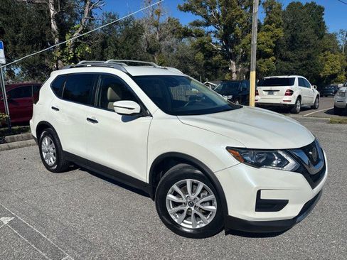 Used 2019 Nissan Rogue SV image 5
