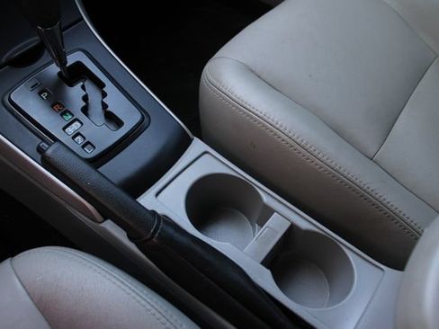 Used 2009 Toyota Corolla LE FWD image 12