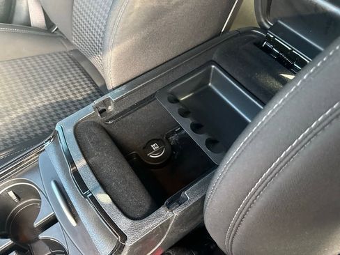 Used 2023 Dodge Charger R/T w/ Blacktop Package image 26