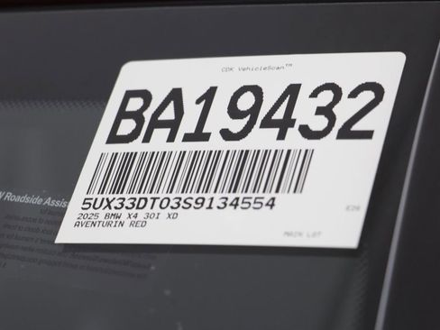 Certified 2025 BMW X4 xDrive30i AWD/4WD image 24