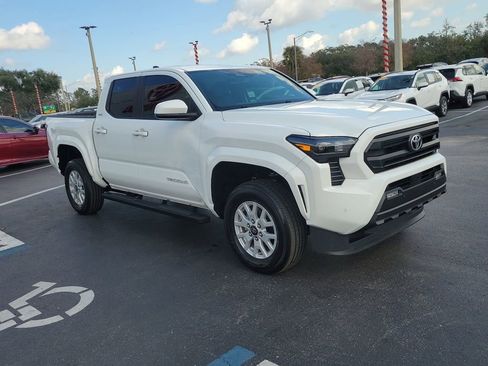 Used 2024 Toyota Tacoma SR5 image 2