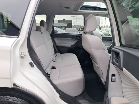Used 2017 Subaru Forester 2.5i Premium image 15