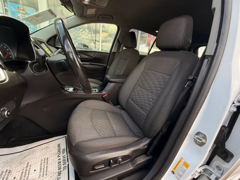Used 2019 Chevrolet Equinox LT AWD/4WD image 9