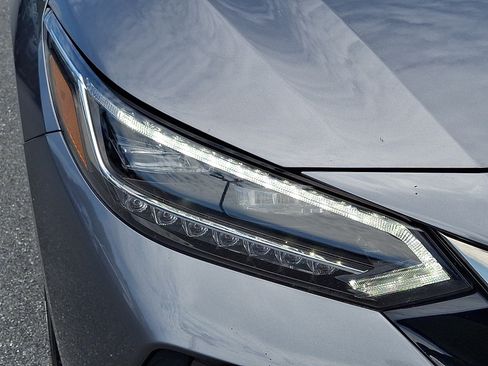 Certified 2023 Nissan Sentra SR w/ SR Premium Package FWD image 10