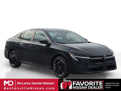 New 2026 Nissan Sentra SR image 1