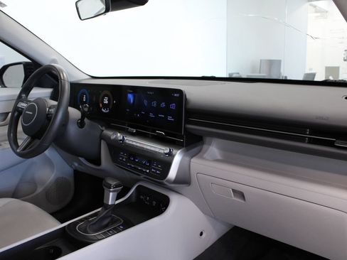 Used 2024 Hyundai Kona SEL FWD image 16
