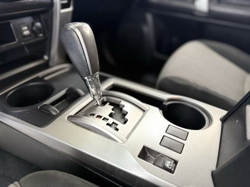 Used 2016 Toyota 4Runner SR5 image 32