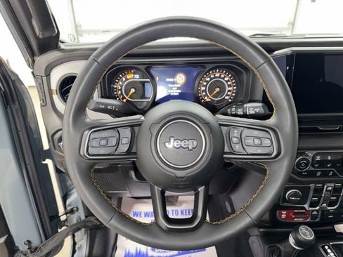 Used 2024 Jeep Wrangler Unlimited Sport AWD/4WD image 14