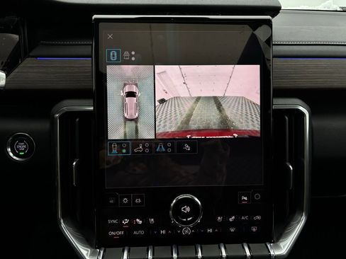 New 2026 GMC Acadia Denali w/ Super Cruise Package image 3