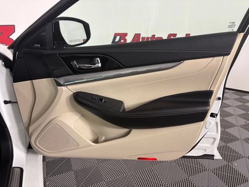 Used 2020 Nissan Maxima 3.5 SL w/ Floor Mat Group FWD image 34