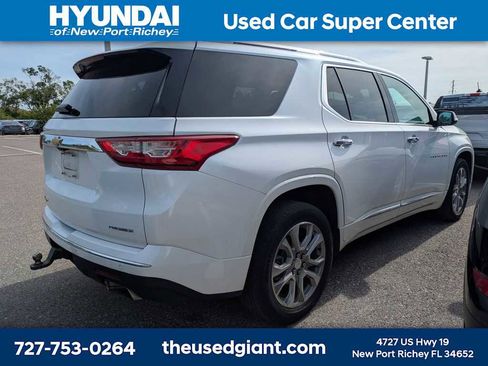 Used 2021 Chevrolet Traverse Premier w/ LPO, Floor Liner Package AWD/4WD image 2