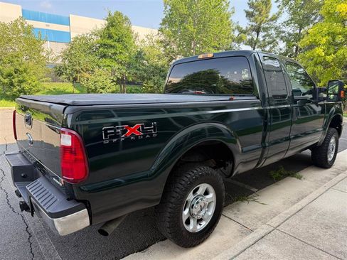 Used 2013 Ford F250 XLT w/ FX4 Off Road Pkg AWD/4WD image 17