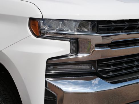 Used 2021 Chevrolet Silverado 1500 LT AWD/4WD image 27