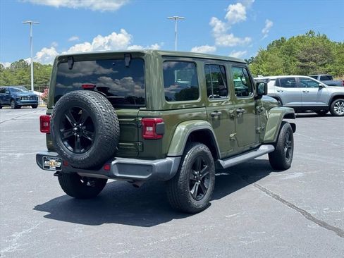 Used 2021 Jeep Wrangler Unlimited Sahara AWD/4WD image 3