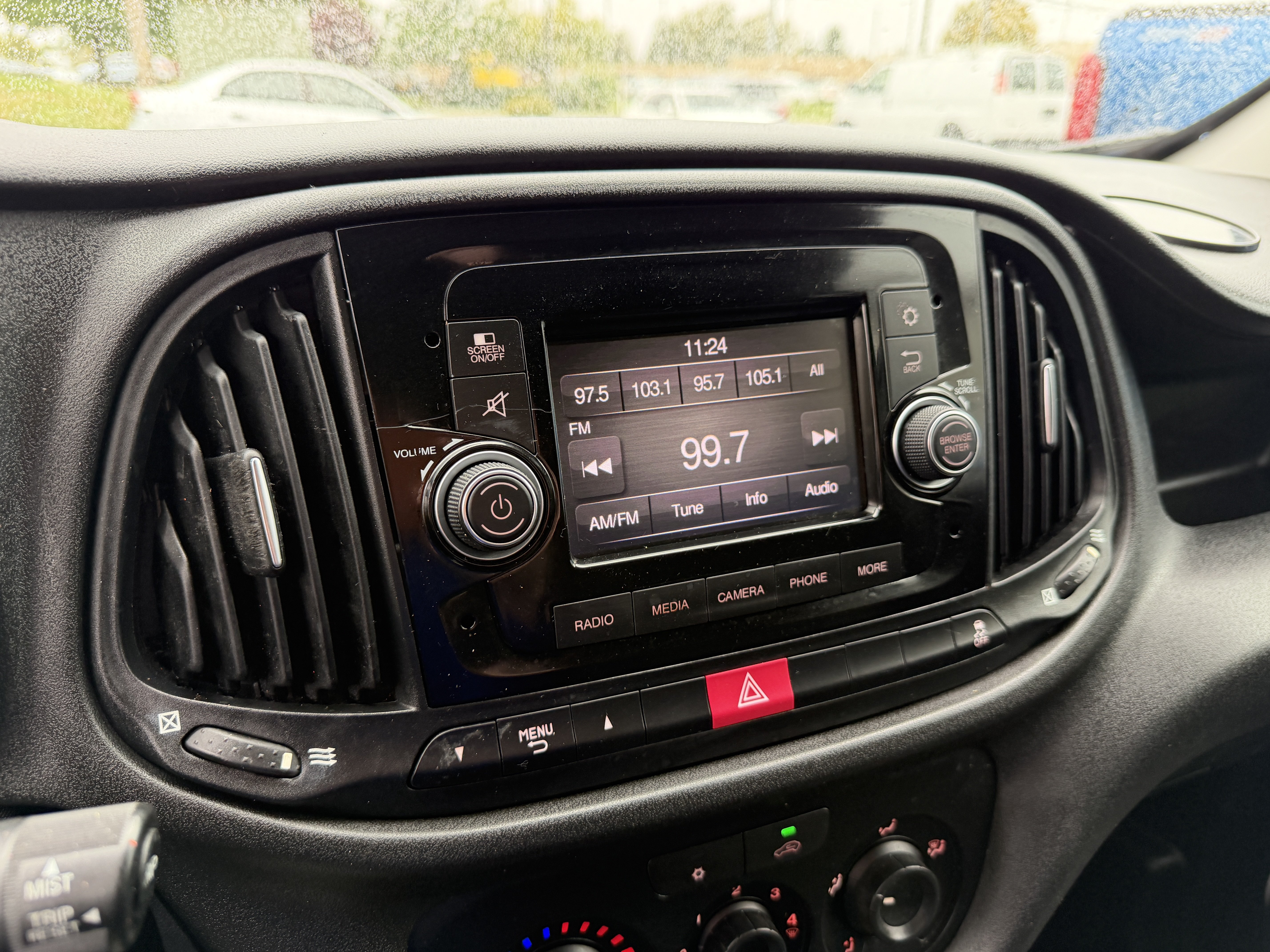 Used 2022 RAM ProMaster City Tradesman FWD image 17