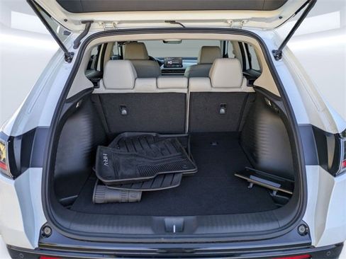 Certified 2023 Honda HR-V EX-L image 13