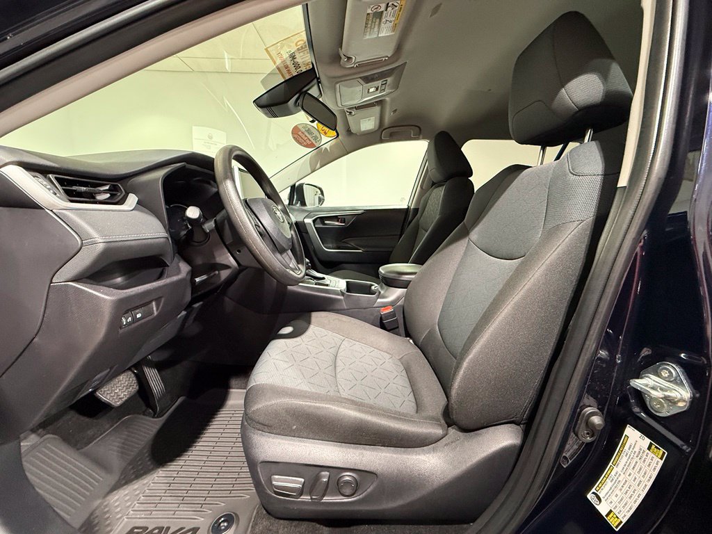Certified 2025 Toyota RAV4 XLE AWD/4WD image 13
