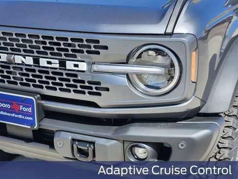 New 2025 Ford Bronco Badlands image 6
