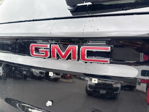 New 2026 GMC Acadia Elevation w/ Elevation Premium Package AWD/4WD image 28