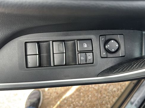 Used 2020 Toyota RAV4 XSE image 21