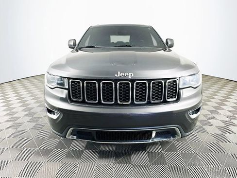 Used 2019 Jeep Grand Cherokee Limited AWD/4WD image 4