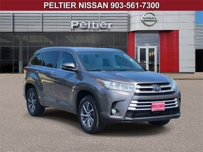 Used 2018 Toyota Highlander SE