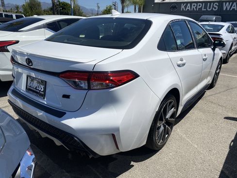 Used 2022 Toyota Corolla SE w/ Carpet Mat Package (TMS) FWD image 10