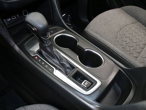 Used 2024 Chevrolet Equinox LT w/ LPO, Floor Liner Package image 20