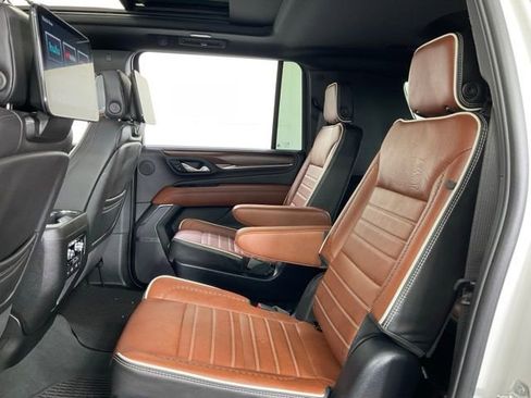 Used 2024 GMC Yukon XL Denali Ultimate image 39