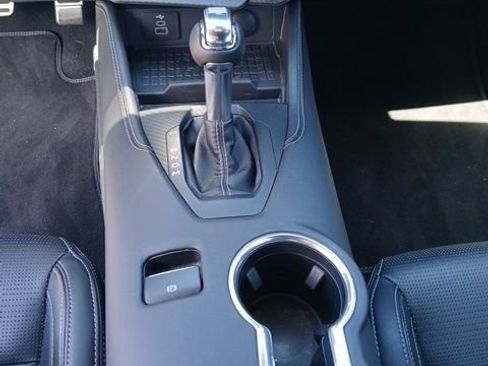 Used 2024 Ford Mustang GT Premium image 16