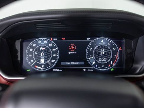 Used 2022 Land Rover Range Rover Sport SVR image 30