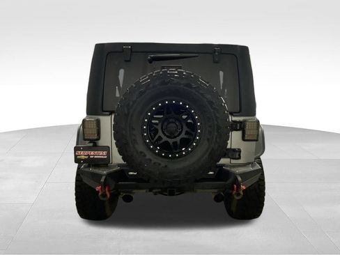 Used 2017 Jeep Wrangler Unlimited Sport w/ Quick Order Package 24S AWD/4WD image 9