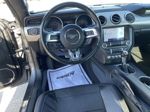 Used 2023 Ford Mustang GT Premium image 15