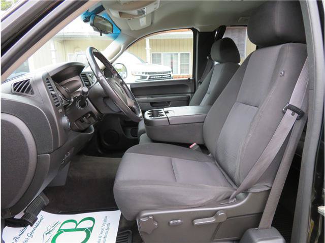 Used 2011 GMC Sierra 1500 SLE w/ Power Tech Package AWD/4WD image 5