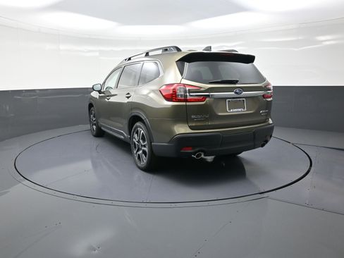New 2025 Subaru Ascent Limited image 5